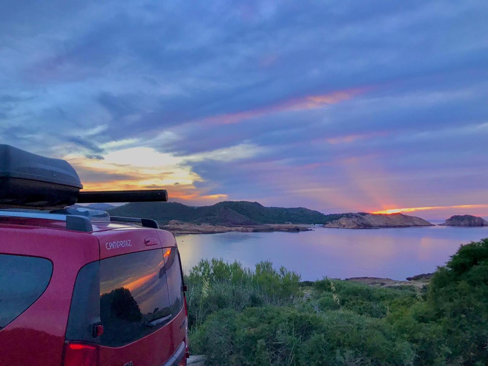 Dacia Dokker Camperiz Hotel ปัลมาเดมายอร์กา ภายนอก รูปภาพ
